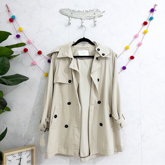 Zara Jackets & Blazers - Zara Outerwear MEDIUM Khaki Tan Hooded Lightweight Trench Coat